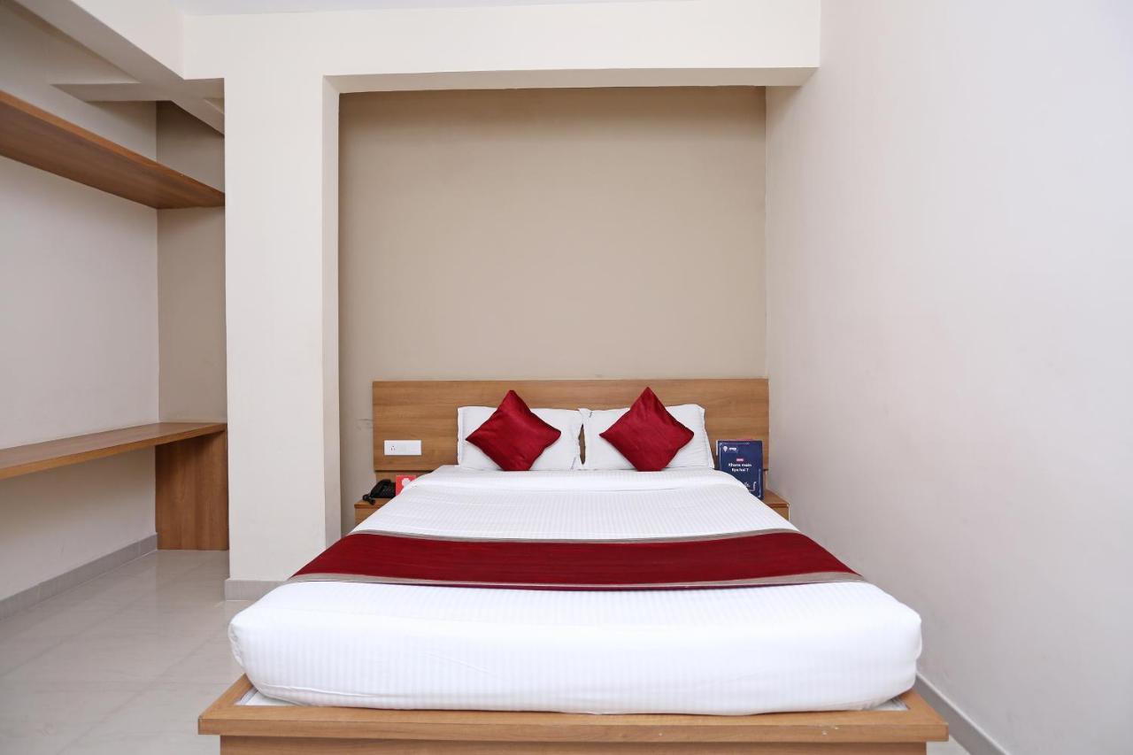 Oyo 6447 Samasth Rooms And Suites Mysore Exterior photo